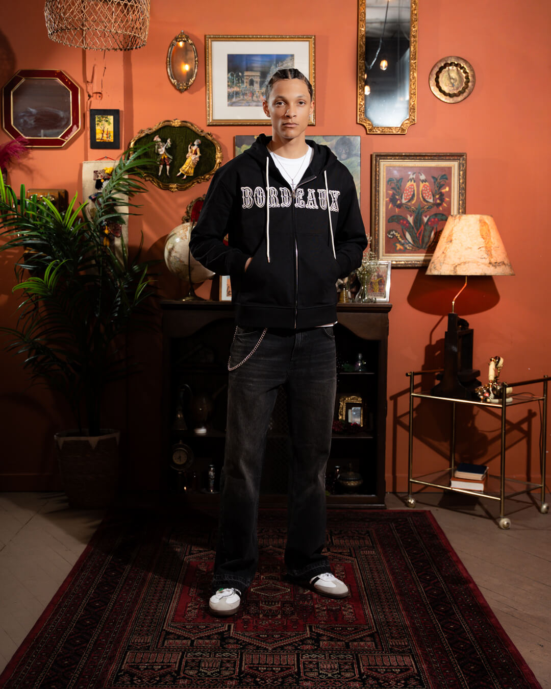 Essentiel Hoodie (Black)